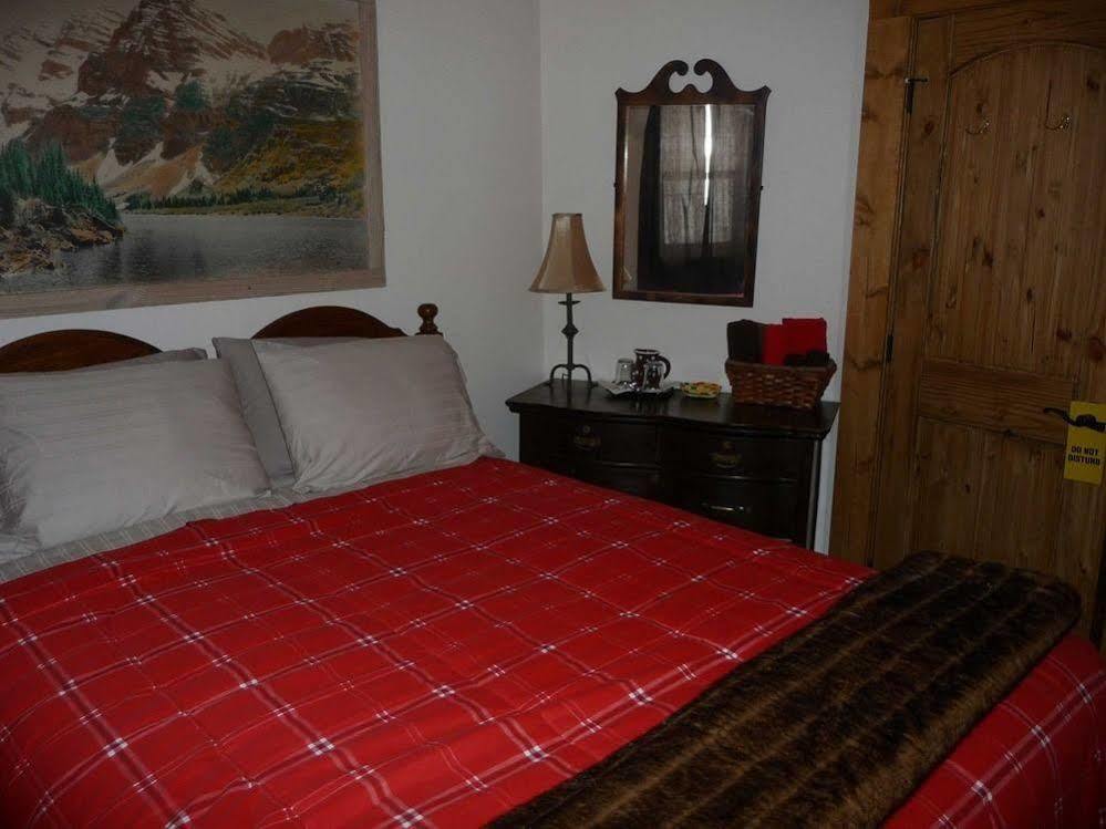 The Twin Lakes Inn Εξωτερικό φωτογραφία